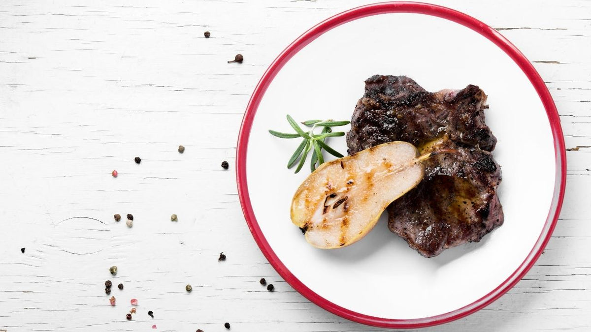 Vitela Assada com Peras Caramelizadas e Doce de Pera Rocha com Moscatel e Pimentas