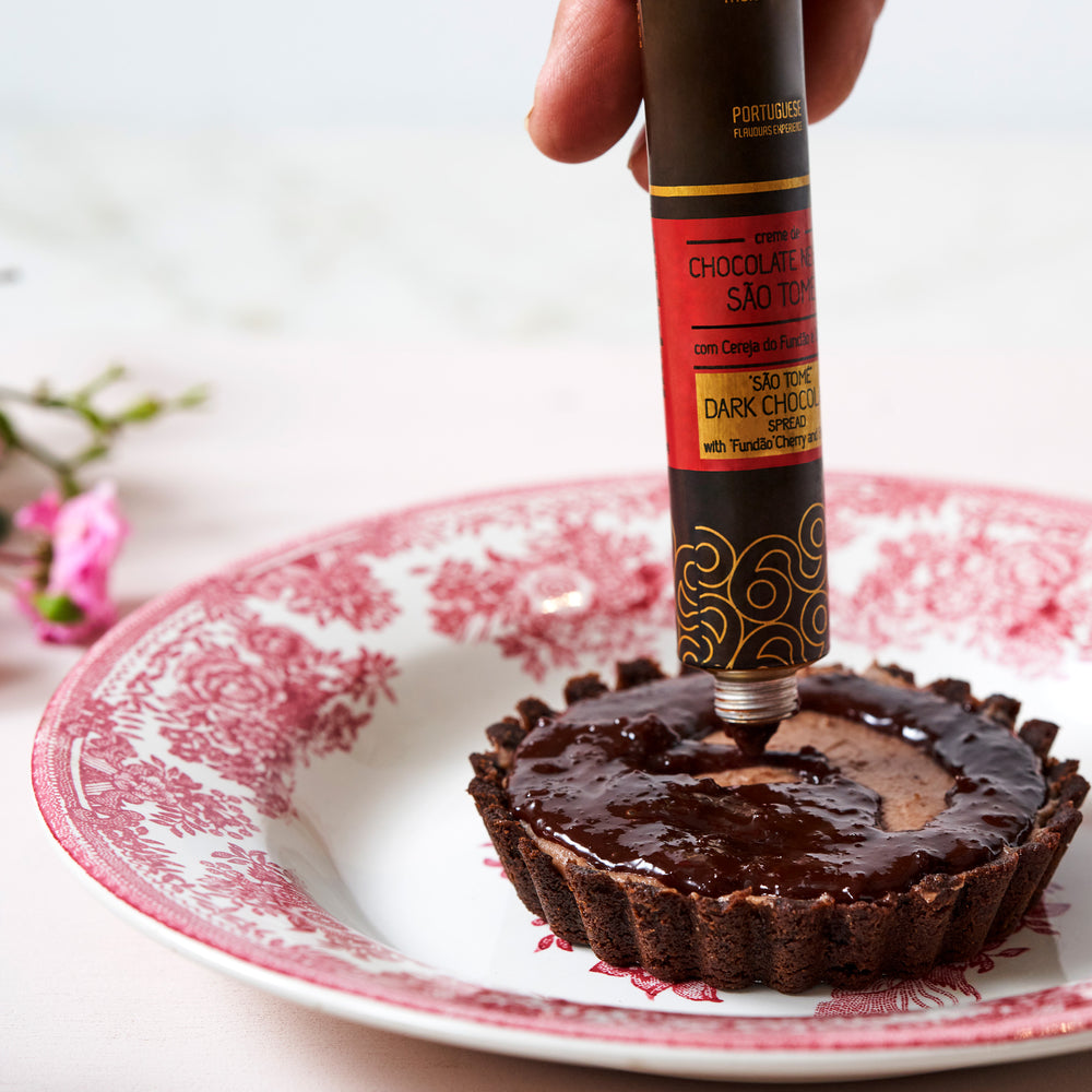
                  
                    São Tomé Dark Chocolate Spread with Cherry and Brandy
                  
                