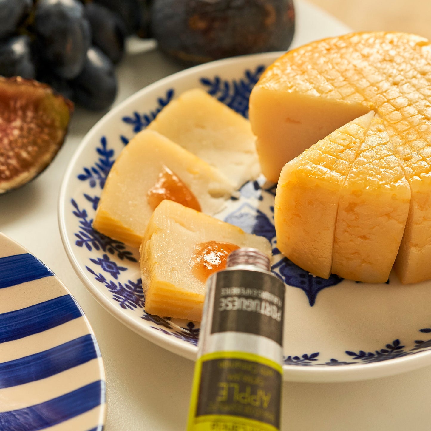 Cabaz Gourmet | Prenda de Aniversário para a Mãe. Sabores de Portugal num presente de aniversário gourmet que todos amam receber. meia.dúzia® Sabores de Portugal, prendas de aniversário gourmet