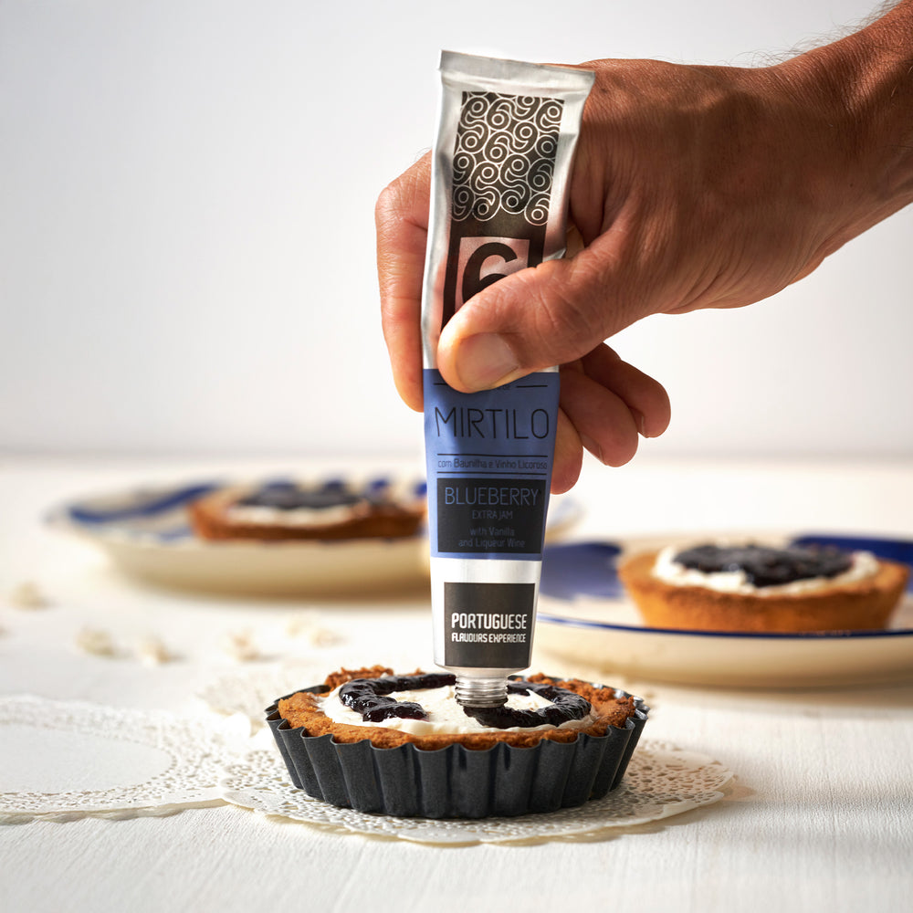 
                  
                    Christmas Hamper No. 19
                  
                