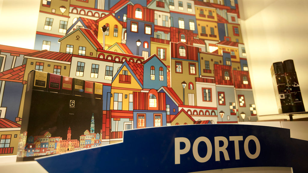 Detalhe da montra da loja meia.dúzia® Flores no Porto, Portugal