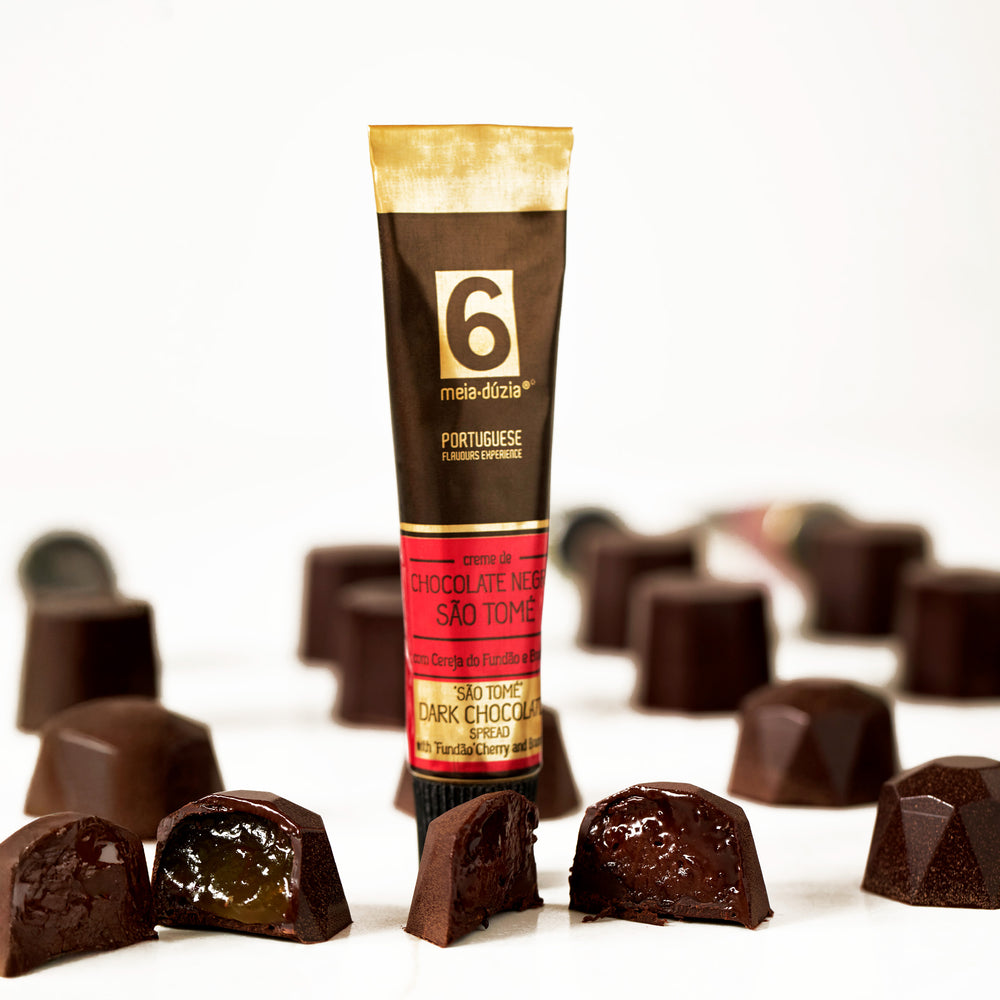 
                  
                    Travel Kit – Special Christmas Edition No. 3
                  
                