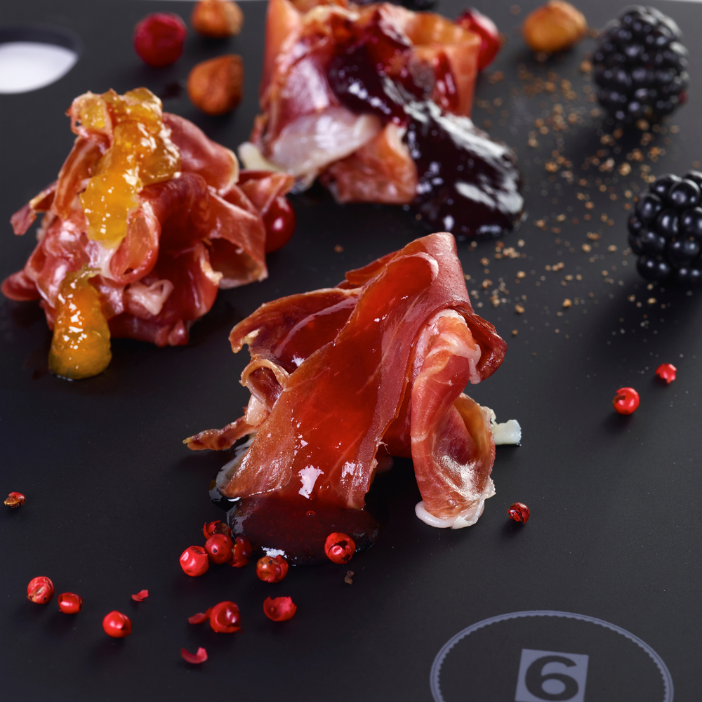 
                  
                    presunto Pata Nwegra com compotas artesanais meia.dúzia 
                  
                